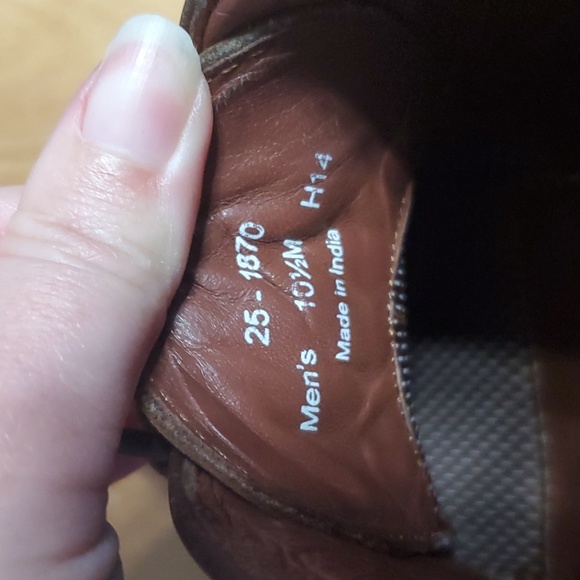 Johnston & Murphy Men’s 25-1870 Copeland Chukka Oiled Leather Shoes size 10 1/2 main image 10